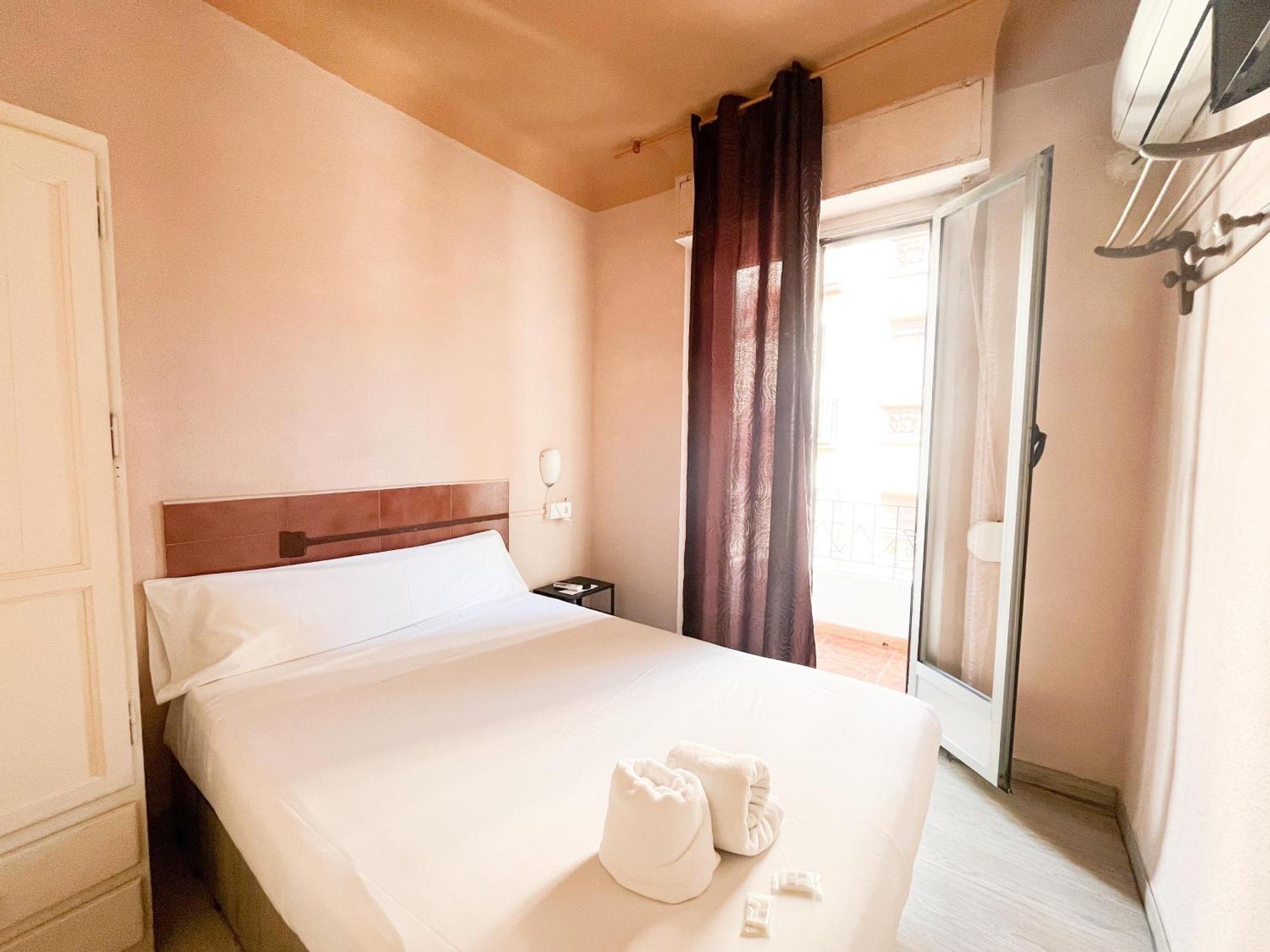 Latic Rooms لقنت المظهر الخارجي الصورة
